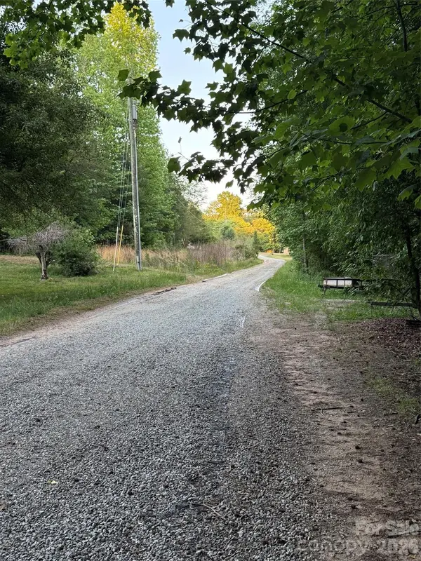 00 Winterhaven Road RD #4, Taylorsville, NC 28681