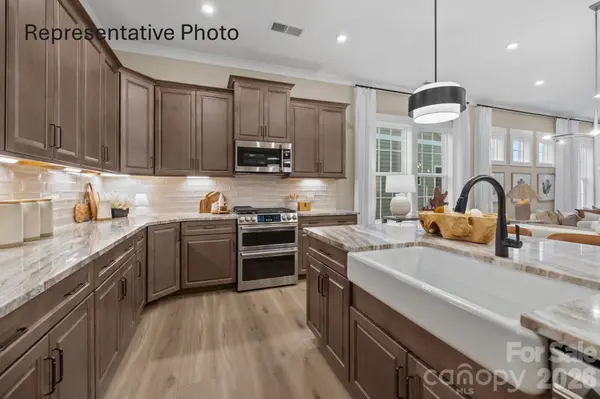 1550 Twin Leaf RD, Fort Mill, SC 29715