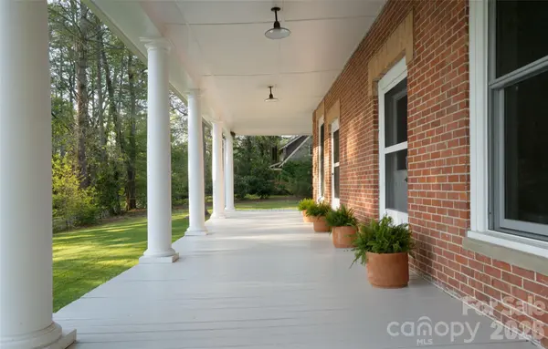 600 E Main ST, Brevard, NC 28712