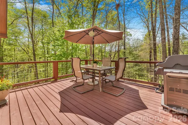 446 Amanda DR, Mars Hill, NC 28754