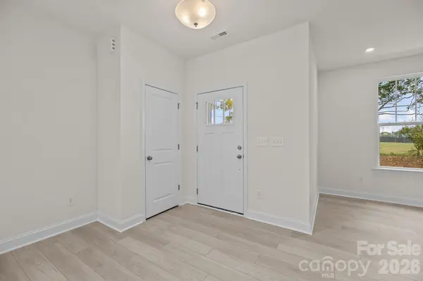 2926 Clyde DR, Charlotte, NC 28208