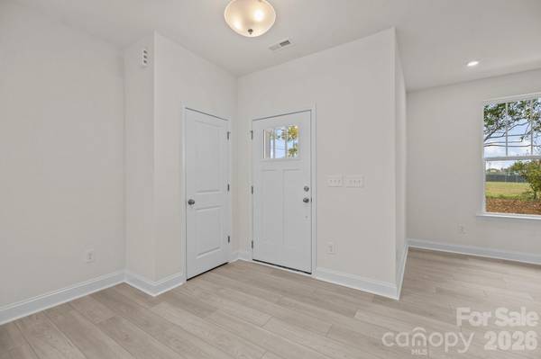 2926 Clyde DR, Charlotte, NC 28208