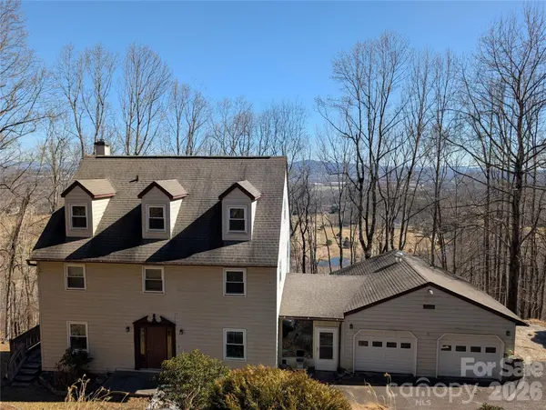 4 Wild Dogwood TRL, Mills River, NC 28759
