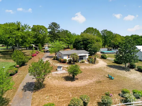 1724 Camp Shelor DR, Manning, SC 29102