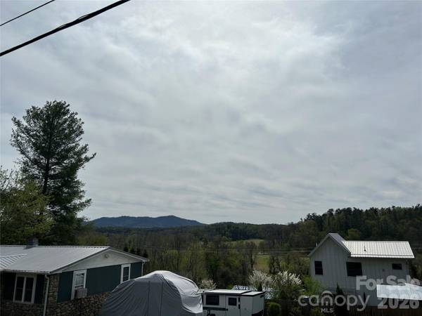 99999 Lamb AVE #1, Asheville, NC 28806