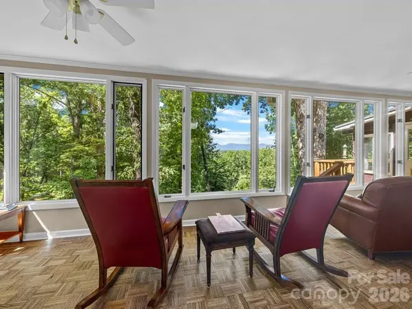 2825 River RD, Columbus, NC 28722