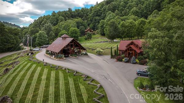 7277 Beech Mountain RD, Beech Mountain, NC 28622