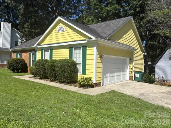 7500 Swedish Ivy LN, Charlotte, NC 28227