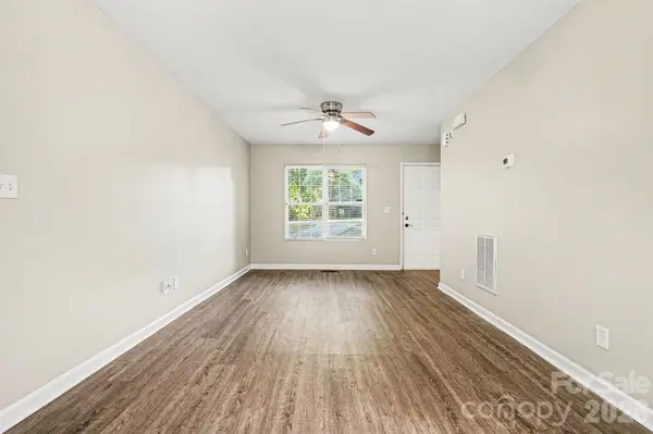 3409 Durham LN, Charlotte, NC 28269