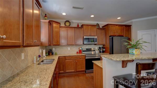 115 Runningdeer DR, Mooresville, NC 28117