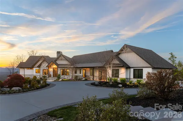 154 Bear View RD, Weaverville, NC 28787