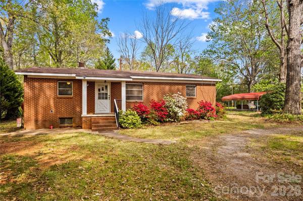 151 Bent Twig DR, Statesville, NC 28677