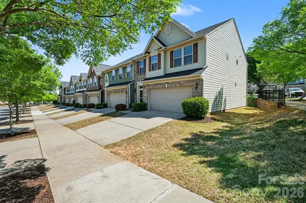 2459 Alyssa LN, Charlotte, NC 28208