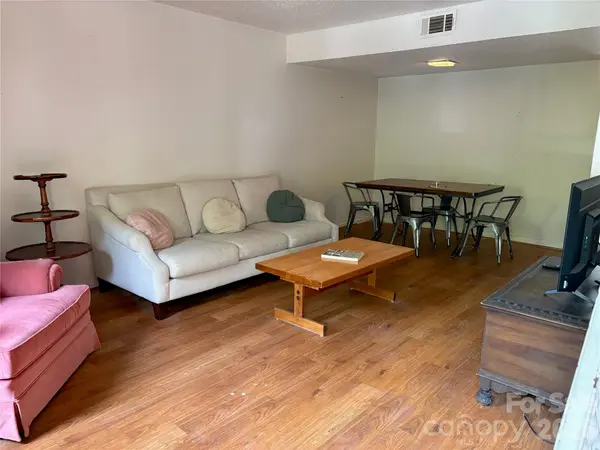 115 Eastcliff DR SE ##4, Concord, NC 28025