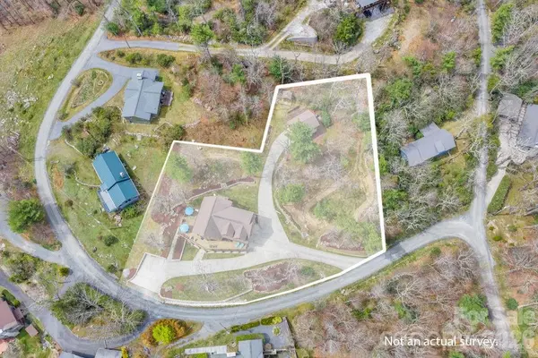7054 Grandview CIR, Newland, NC 28657