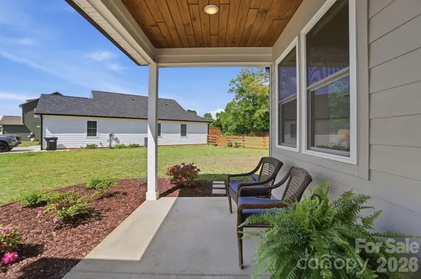27636 Taylor LN, Albemarle, NC 28001