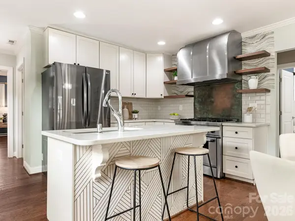 1617 Pegram ST, Charlotte, NC 28205