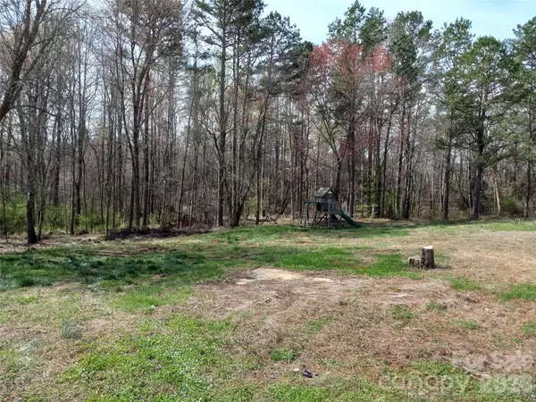 130 Gray Fox DR, Lawndale, NC 28090