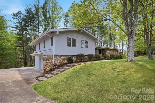 122 Lake Club DR, Nebo, NC 28761