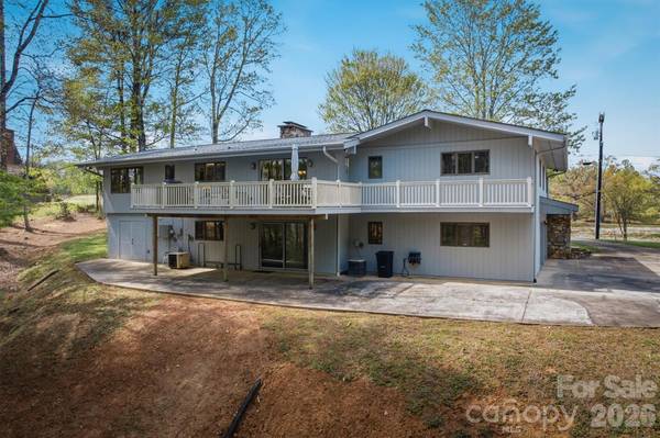 122 Lake Club DR, Nebo, NC 28761