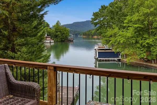 130 Edwards PT, Lake Lure, NC 28746