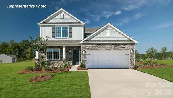 6551 Barcelona WAY, Charlotte, NC 28214