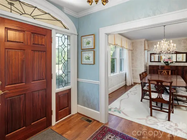 19 Blackwood RD, Asheville, NC 28804