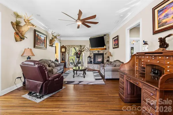 643 John Doster RD, Pageland, SC 29728