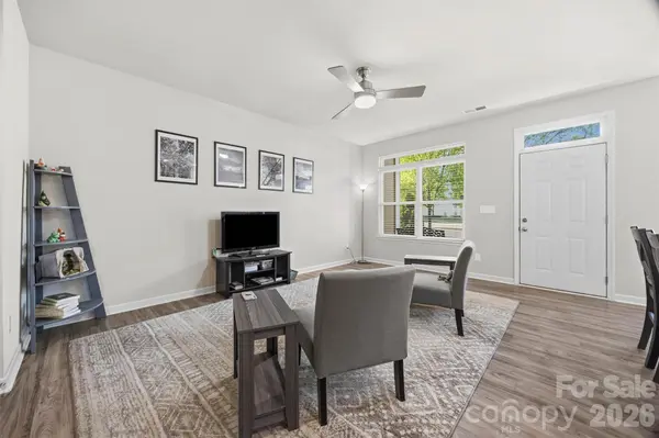 204 Overstone CT, Fort Mill, SC 29715