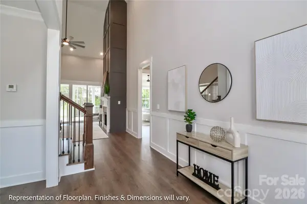 152 Fox Hunt DR, Mooresville, NC 28117