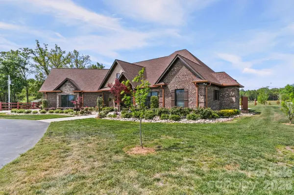 617 Caudle RD, Peachland, NC 28133