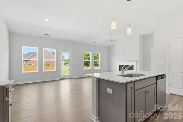 223 Rodeo DR, Shelby, NC 28150