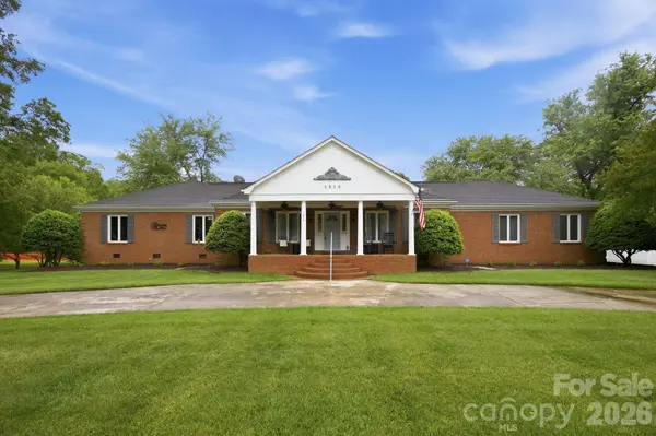 1215 Hillside DR, Gastonia, NC 28052