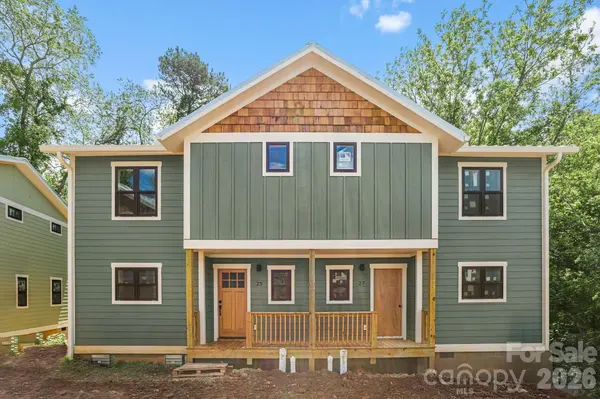 25 Fireside DR, Asheville, NC 28806