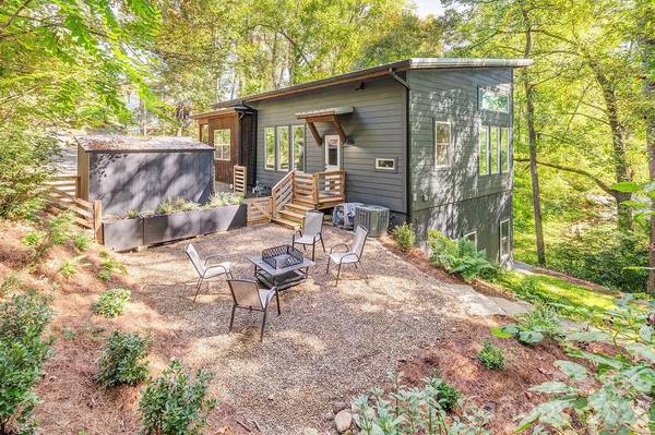 42 Salola ST, Asheville, NC 28806