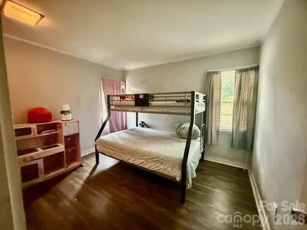 1233 Maxwell ST, Salisbury, NC 28144