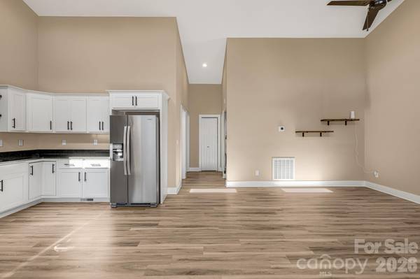 207 Hanover ST, Asheville, NC 28806