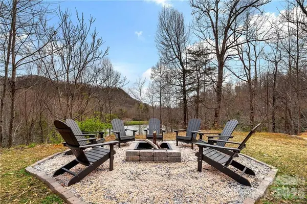 552 Lake RD, Old Fort, NC 28762