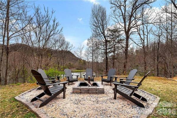 552 Lake RD, Old Fort, NC 28762
