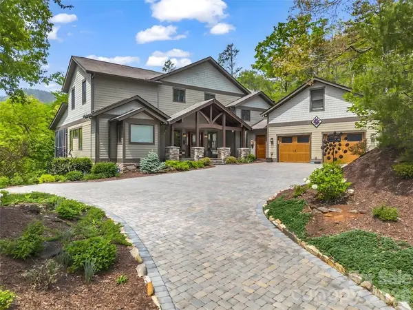 249 Boulder Run DR, Lake Lure, NC 28746