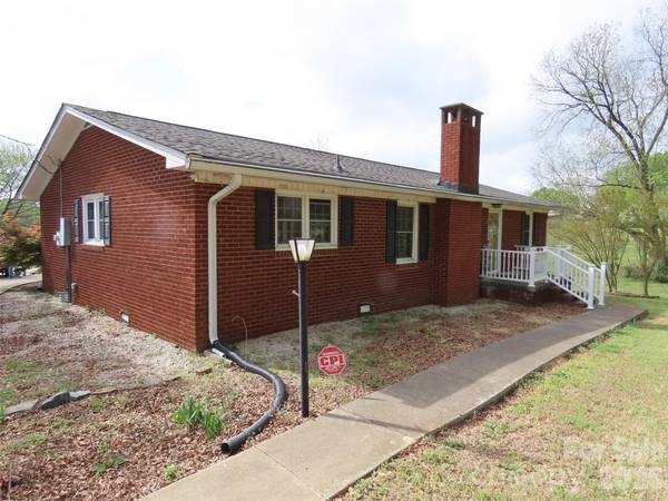 2724 Lucy Short Cut RD, Marshville, NC 28103