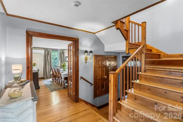 9 Crescent DR, Marion, NC 28752