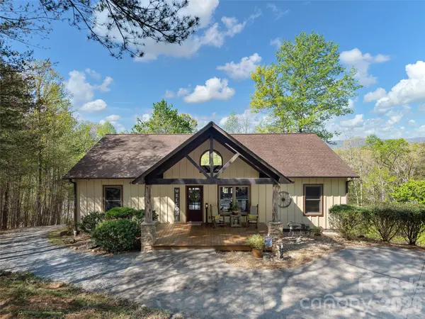 308 North Coast DR, Mill Spring, NC 28756