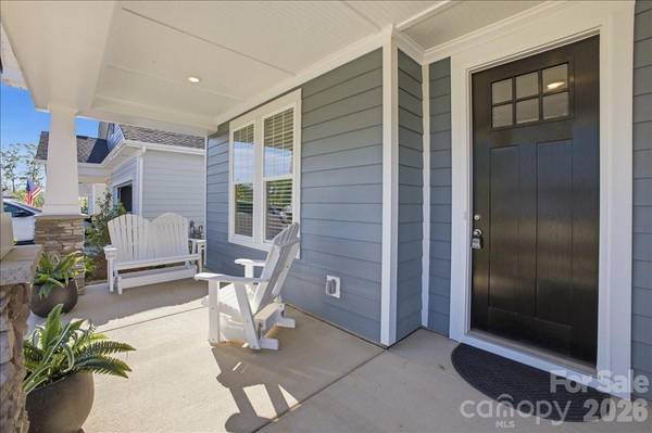 602 Banter LN, Cramerton, NC 28032