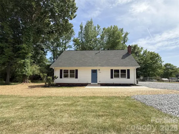 806 S Laurel ST, Lincolnton, NC 28092