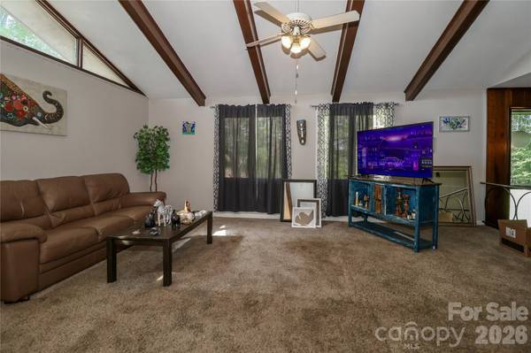 225 Midway RD, Statesville, NC 28625