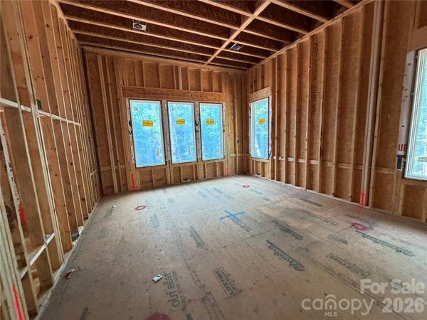 1051 Ventosa DR, Denver, NC 28037