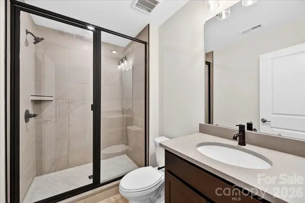6022 Pivot CT, Charlotte, NC 28205