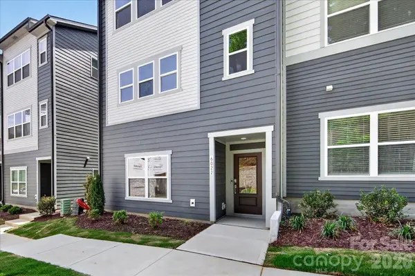 6022 Pivot CT, Charlotte, NC 28205