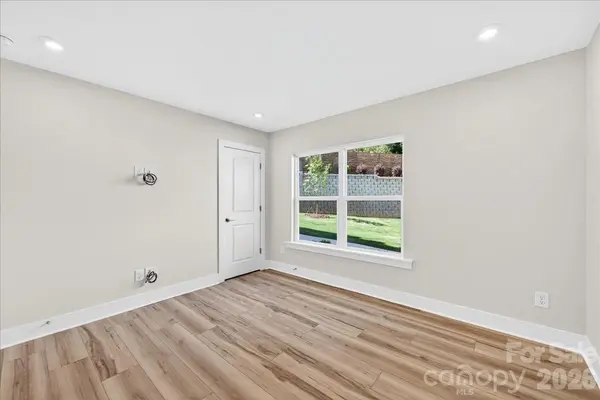6022 Pivot CT, Charlotte, NC 28205